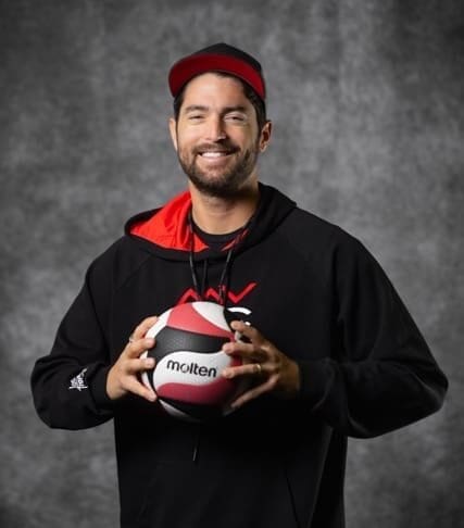 Coach Jacob Landel